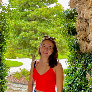 Meet your Posher, Zoe